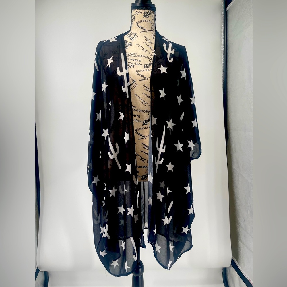Fantastic Fawn, Lightweight Shrug. Perfect with a pair of jeans and a tee.